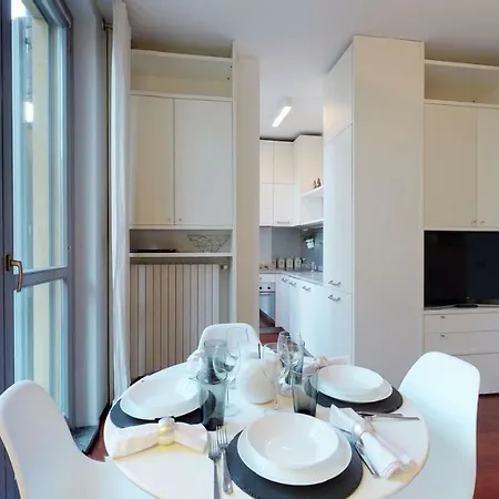 公寓 Design Near Duomo Square 米兰